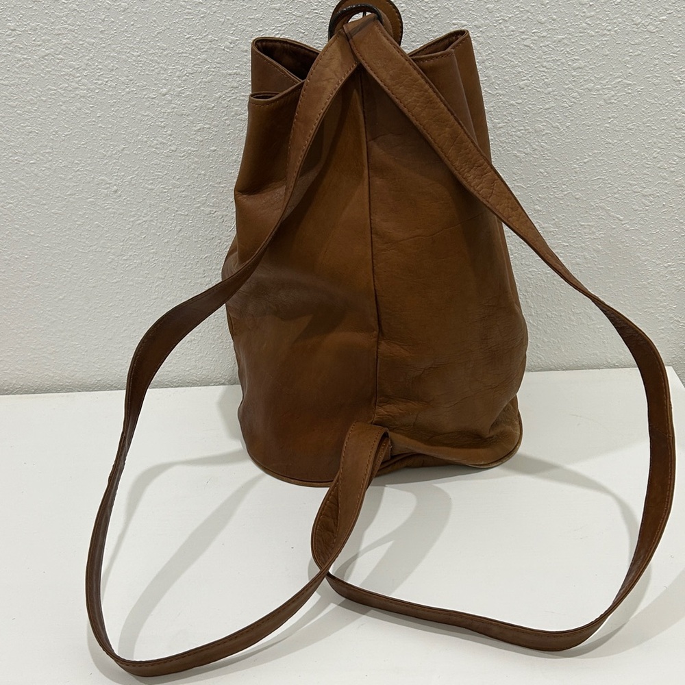 Boulder Ridge Chestnut Leather Backpack - Picture 5 of 14